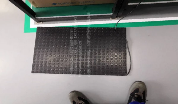 Automotive Welding Robot Safety Mat Protection factory